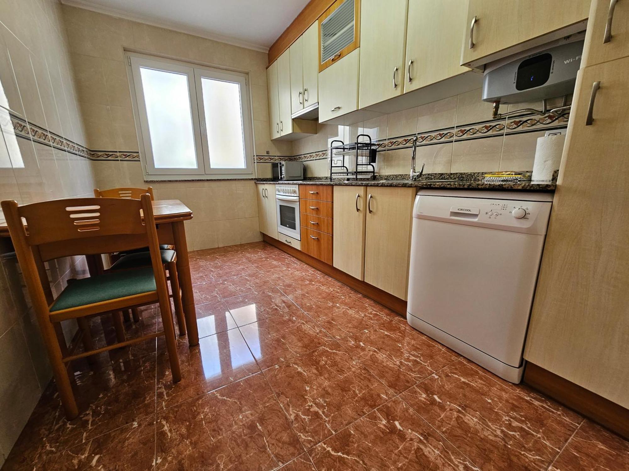 147A Apartamento La Arena 3 Dormitorios Gijón Eksteriør bilde